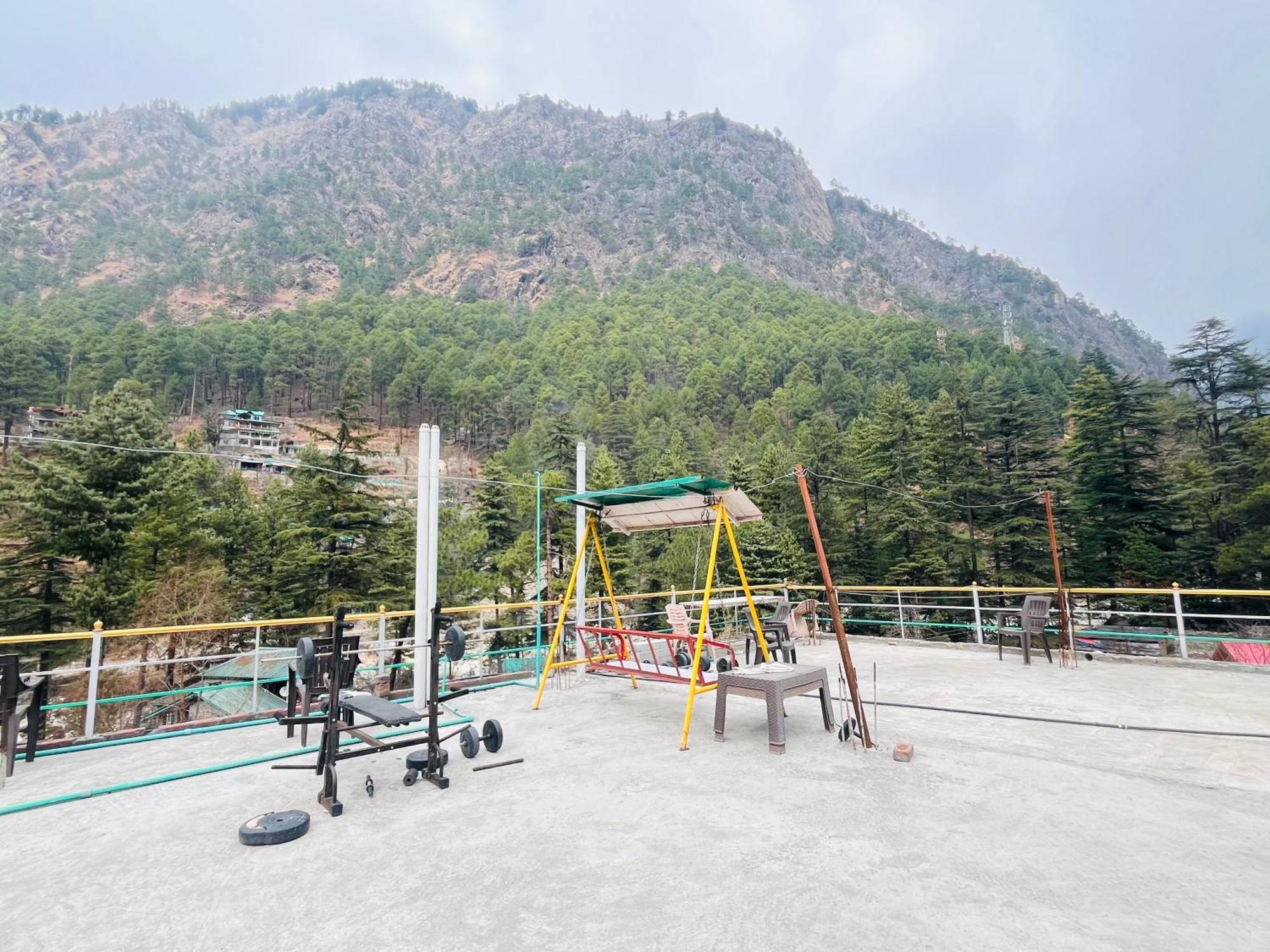 Hotel Dream Valley Kasol #Near Mall Road #River View #Parking #Gaming Zone #Open Terrace #Restaurant Exterior photo