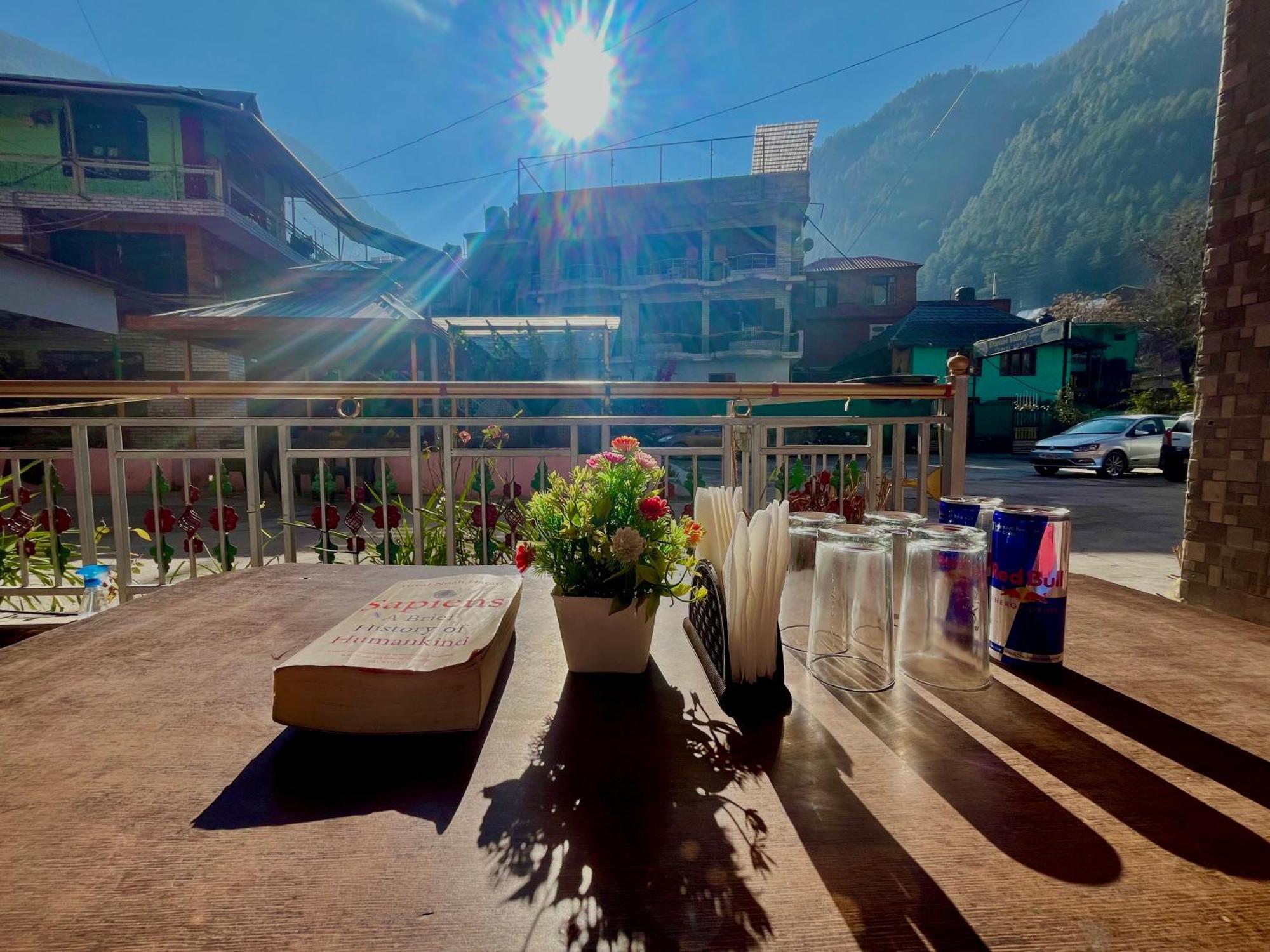 Hotel Dream Valley Kasol #Near Mall Road #River View #Parking #Gaming Zone #Open Terrace #Restaurant Exterior photo