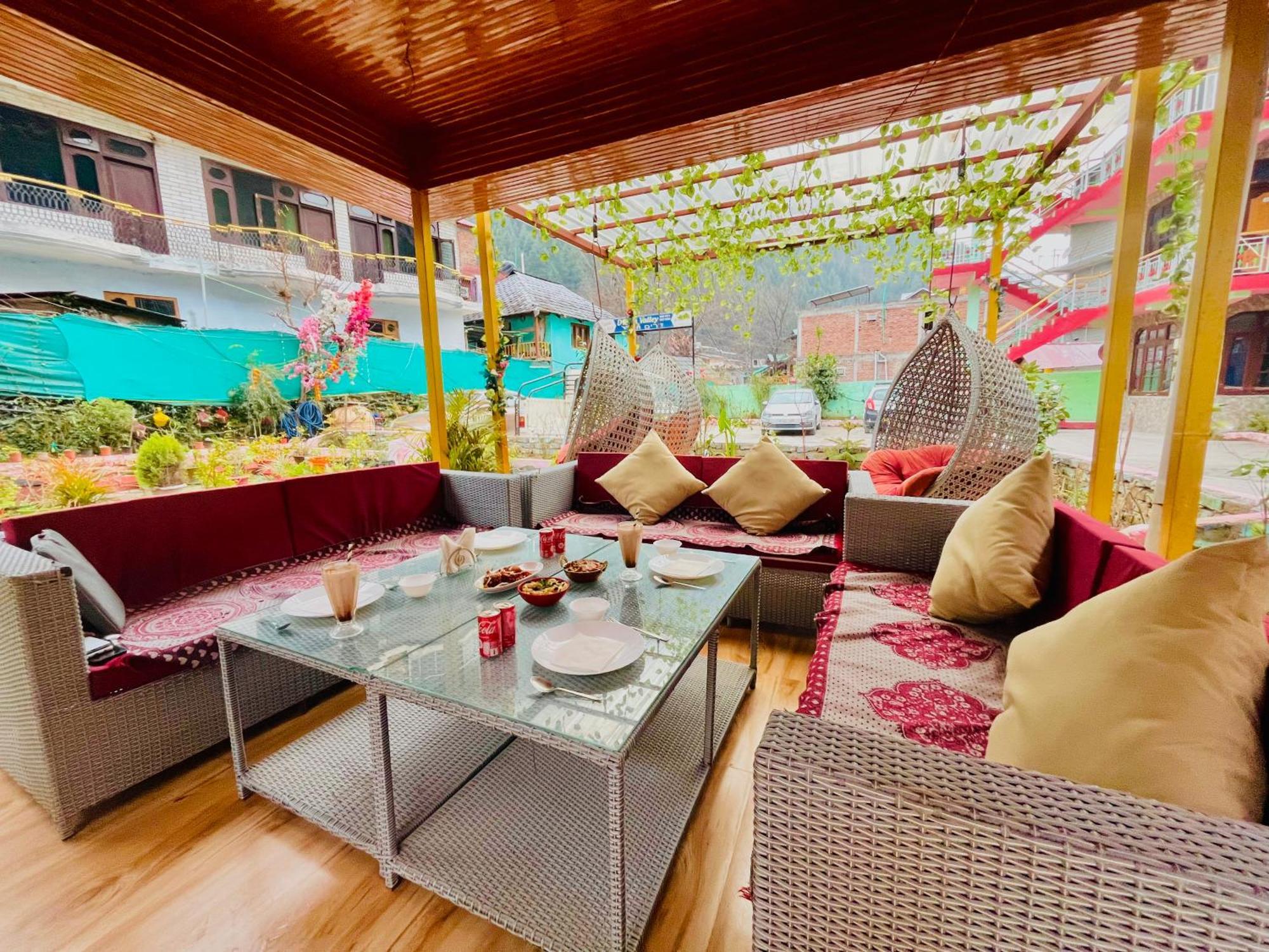 Hotel Dream Valley Kasol #Near Mall Road #River View #Parking #Gaming Zone #Open Terrace #Restaurant Exterior photo